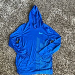 Nike dri-fit hoodie boys size Large